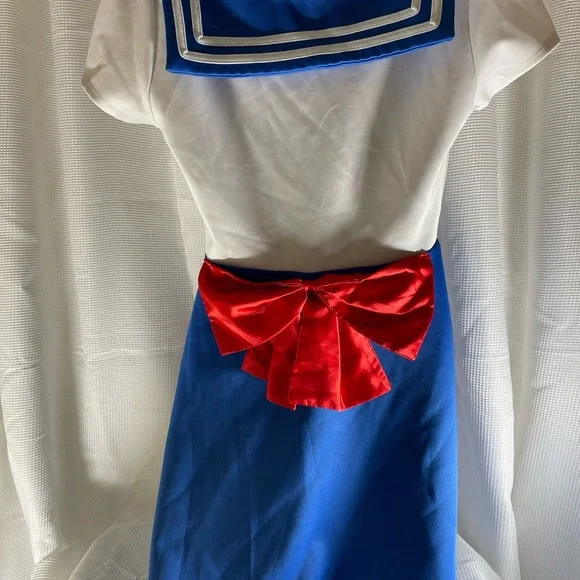 Sailor moon dress costume - Picture 4 of 6